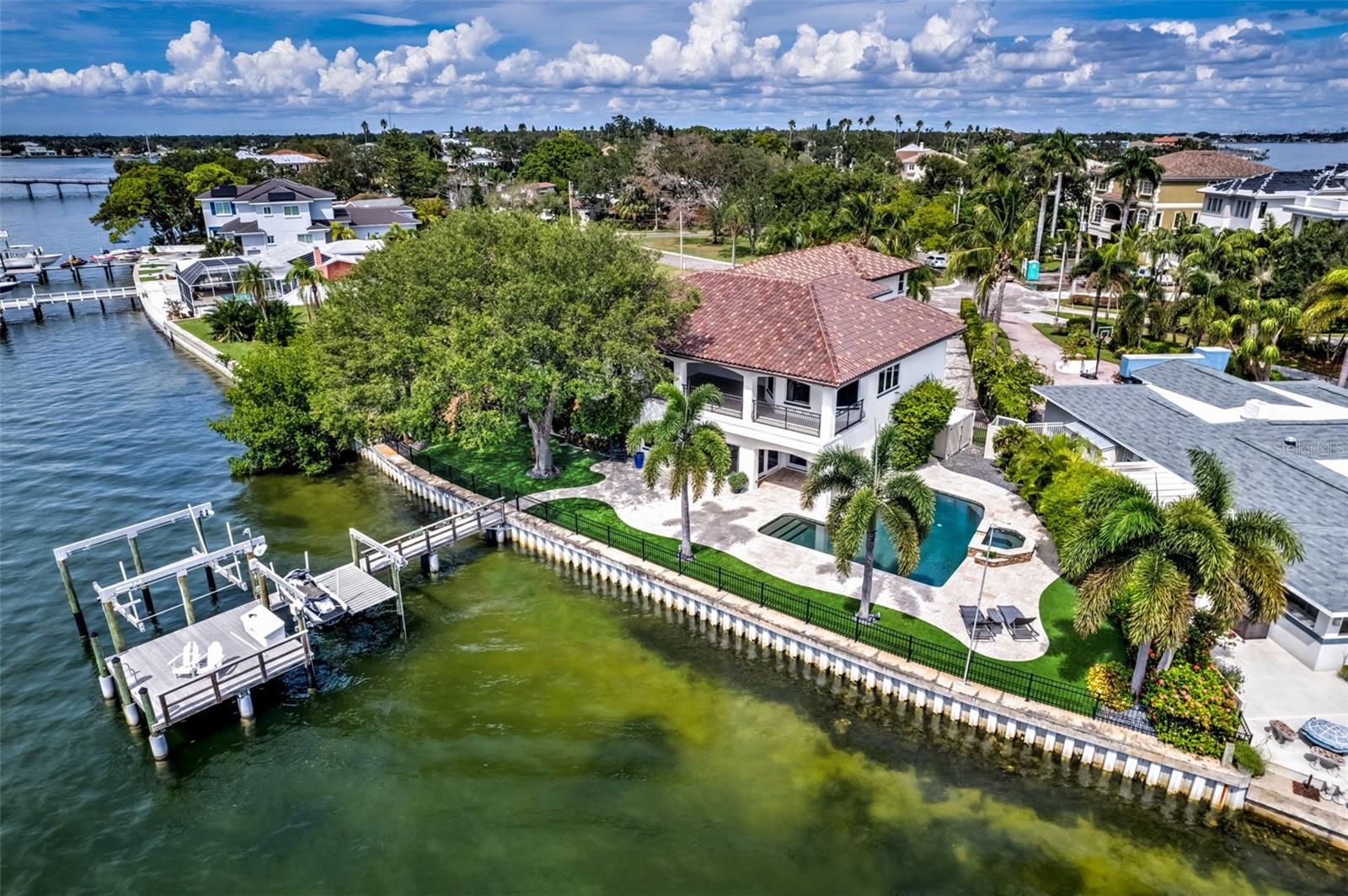 SHORE ACRES OVERLOOK SEC - Residential