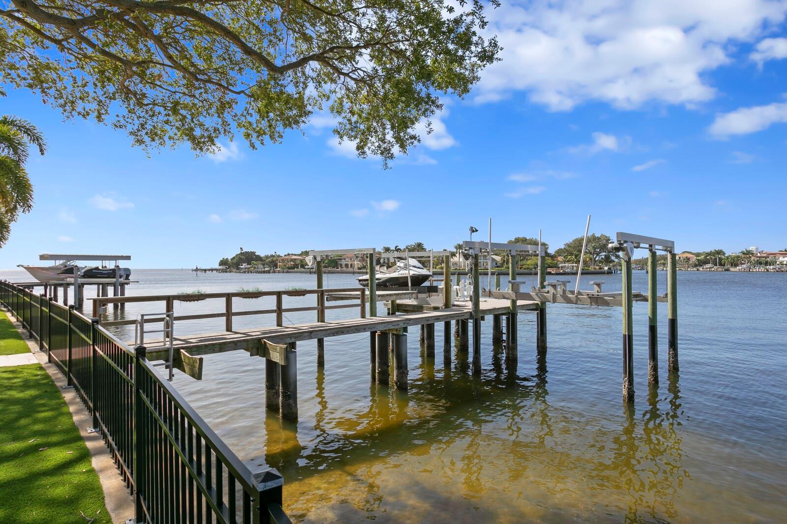 SHORE ACRES OVERLOOK SEC - Residential