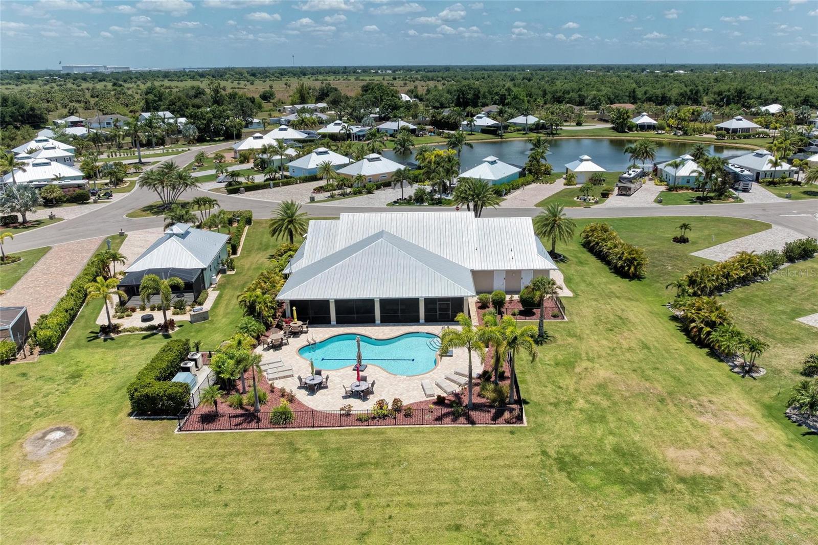 THORNTON CRK MOTORCOACH RESIDENCE - Land