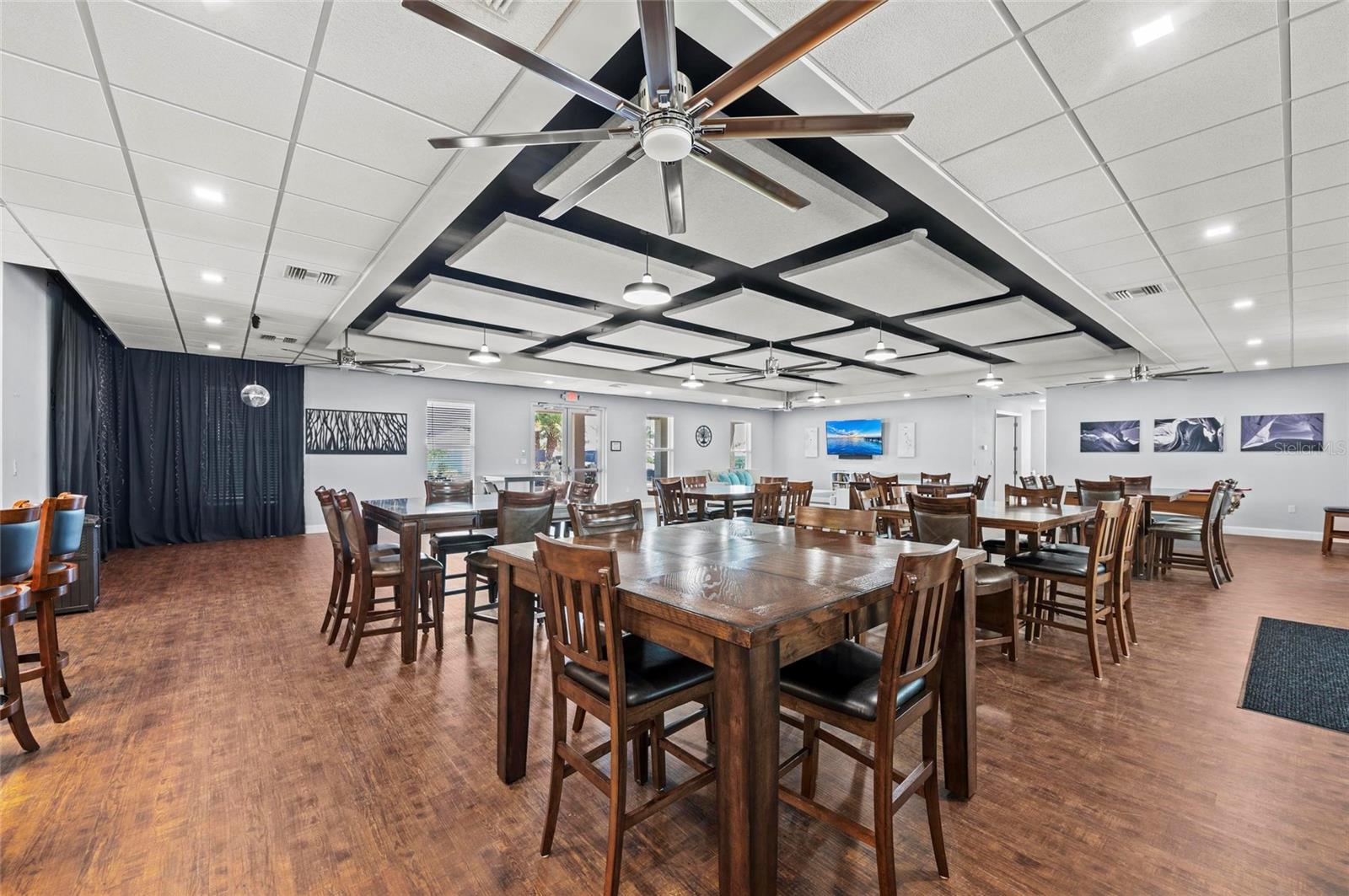 THORNTON CRK MOTORCOACH RESIDENCE - Land