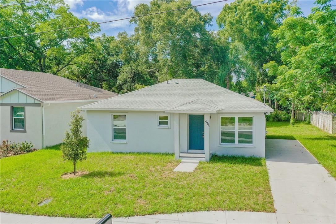 Under Construction. Come check out this 3 bedroom 2 bath New Construction block home! Built with luxury vinyl flooring, granite countertops, solid wood cabinets throughout, and vibrant chrome fixtures. Conveniently close to downtown, USF, historic Ybor City, I-275, and so much more that Tampa has to offer! Photos are of a previous home built by the same builder with the same layout and similar finishes. Schedule a showing today!!!