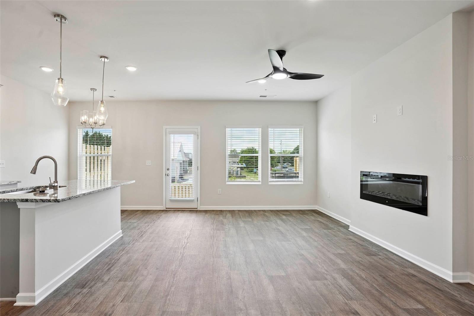 THE ENCLAVE TOWNHOMES - Residential