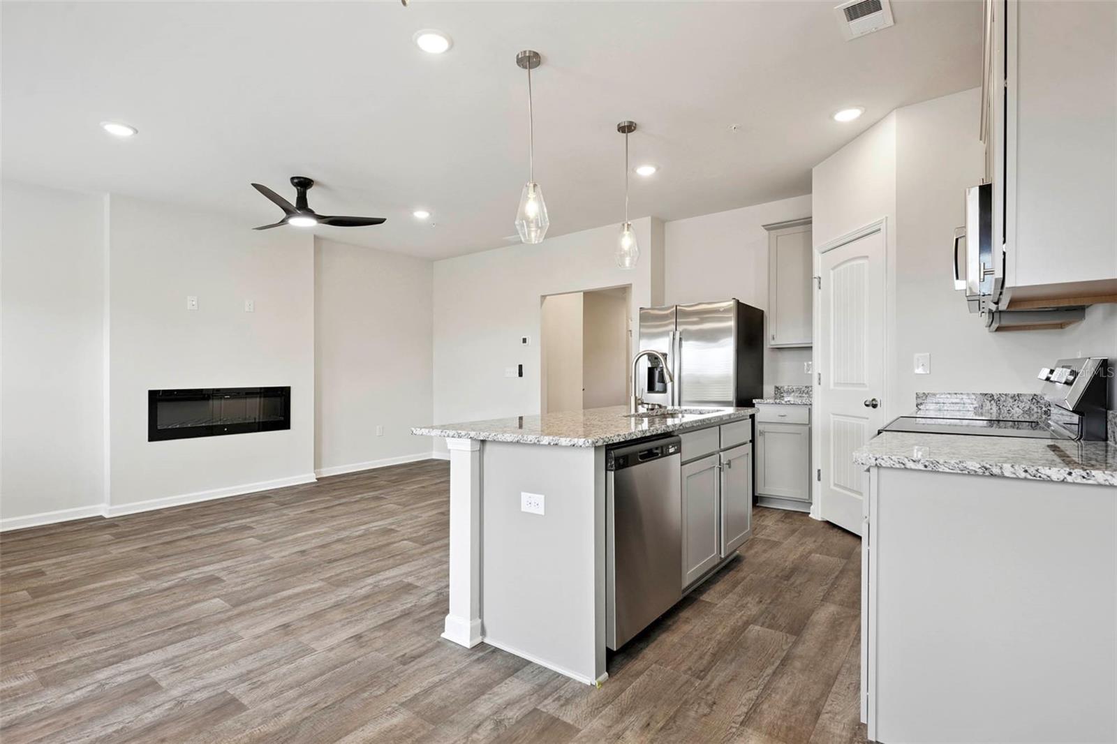 THE ENCLAVE TOWNHOMES - Residential