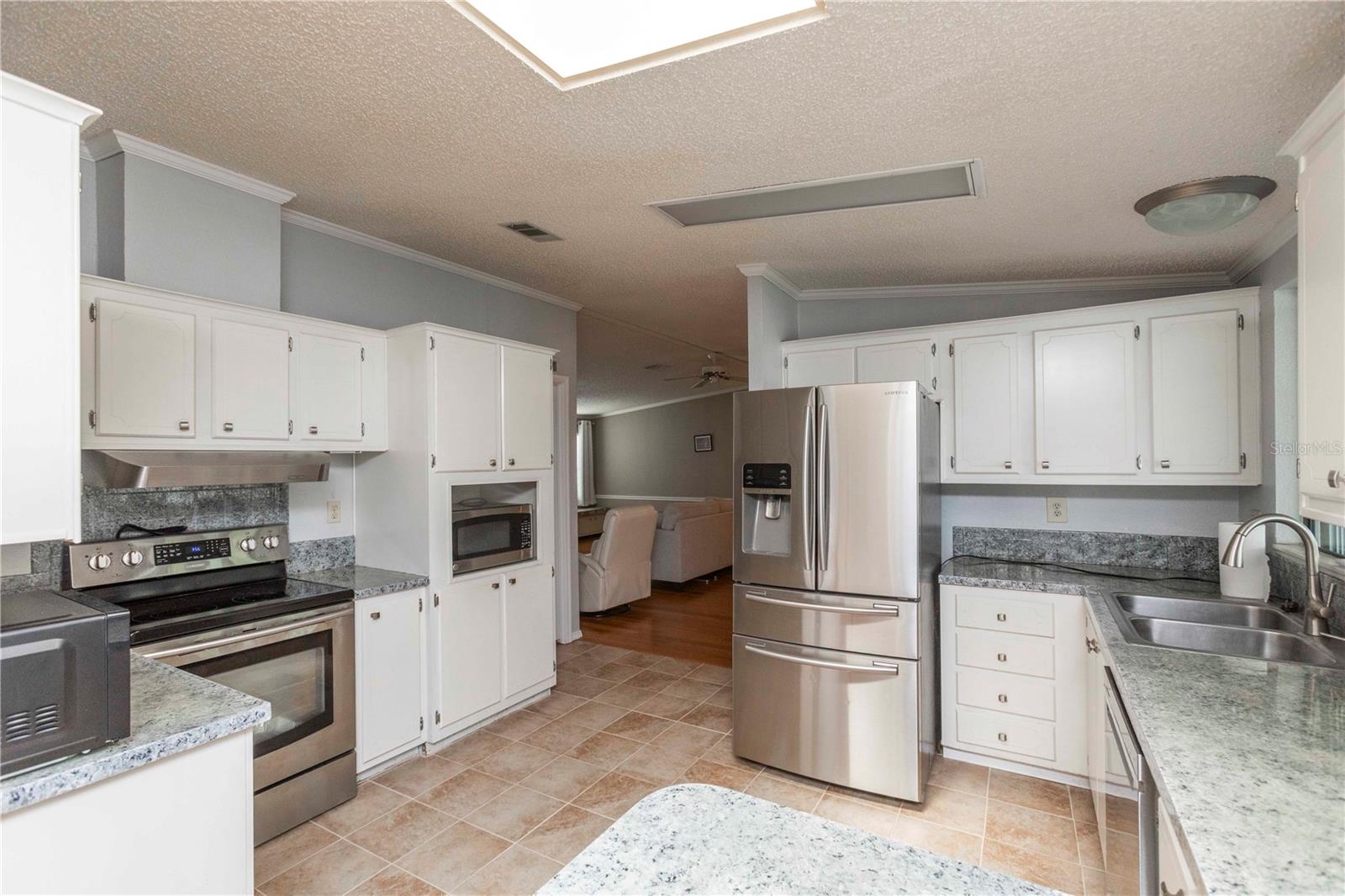 BROOKRIDGE COMM - Residential