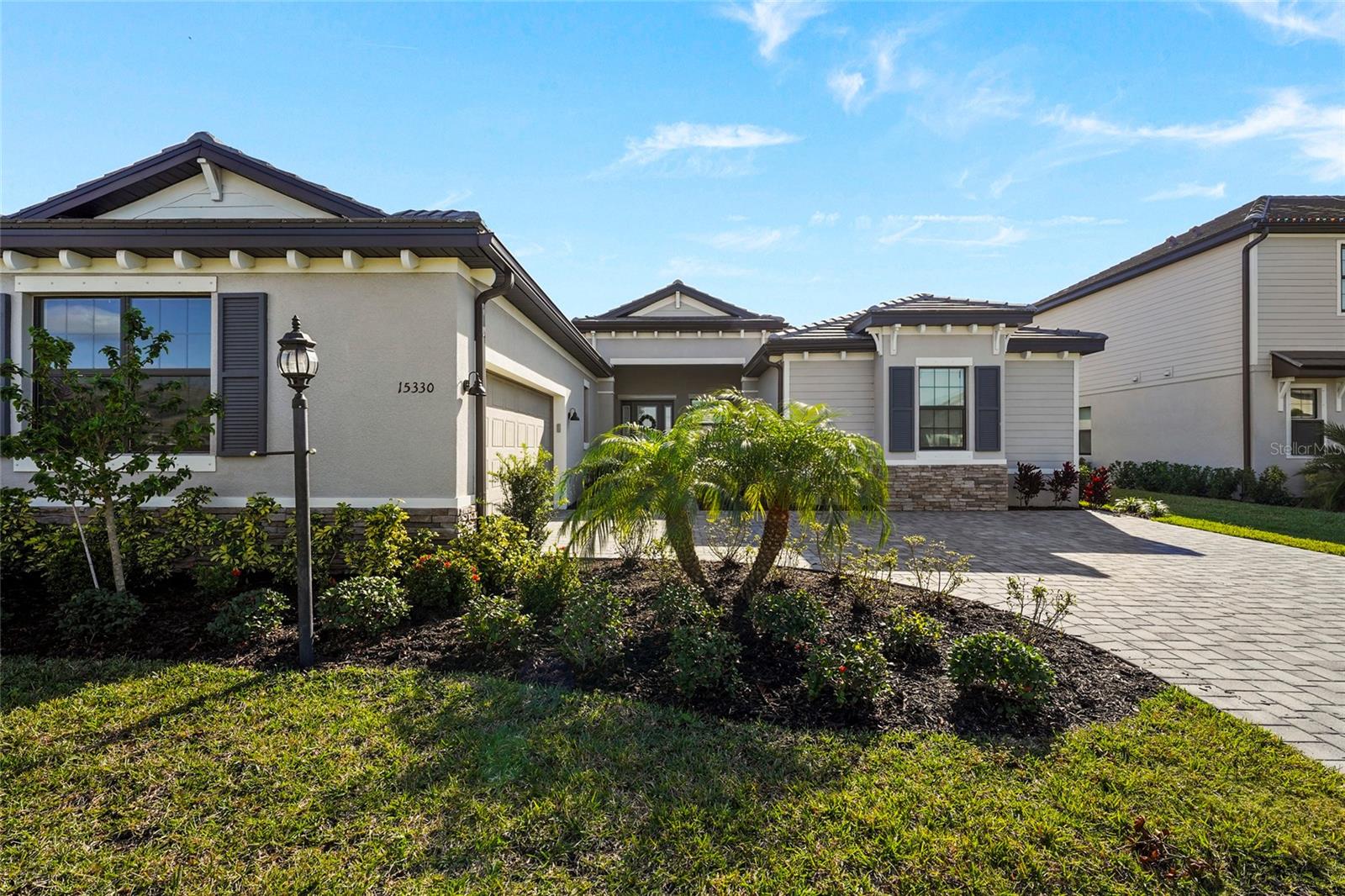 LORRAINE LAKES - Residential