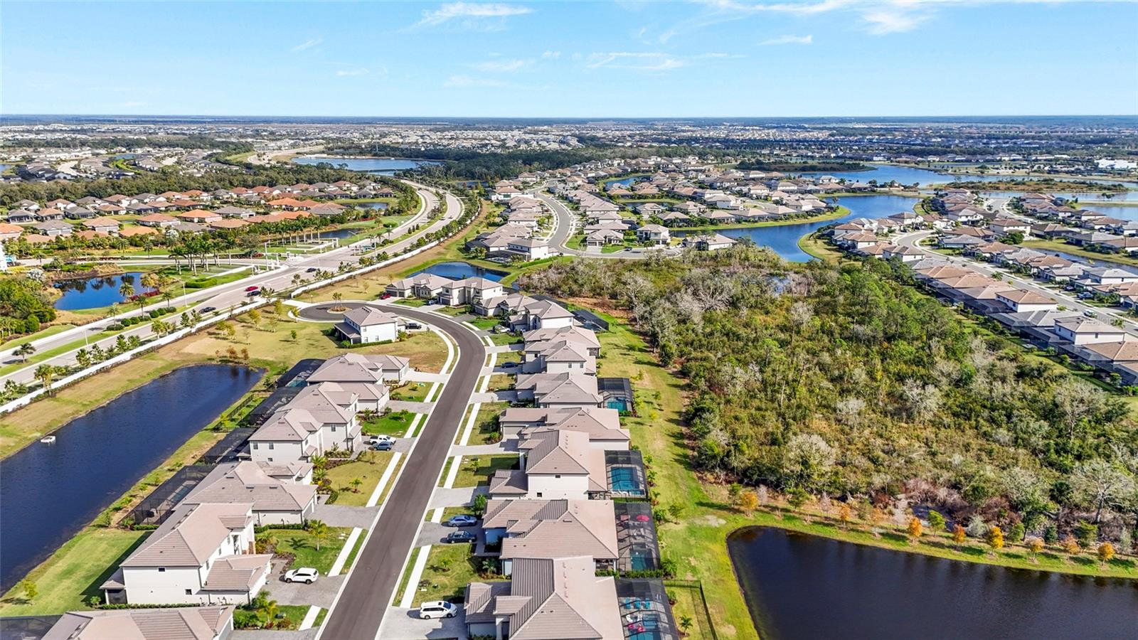 LORRAINE LAKES - Residential