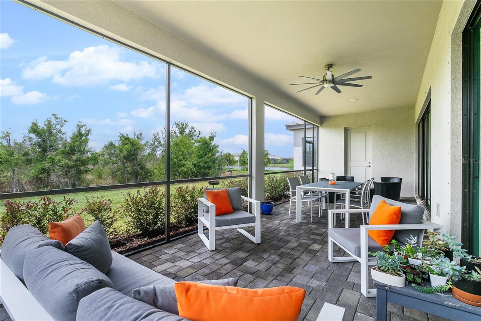 LORRAINE LAKES - Residential