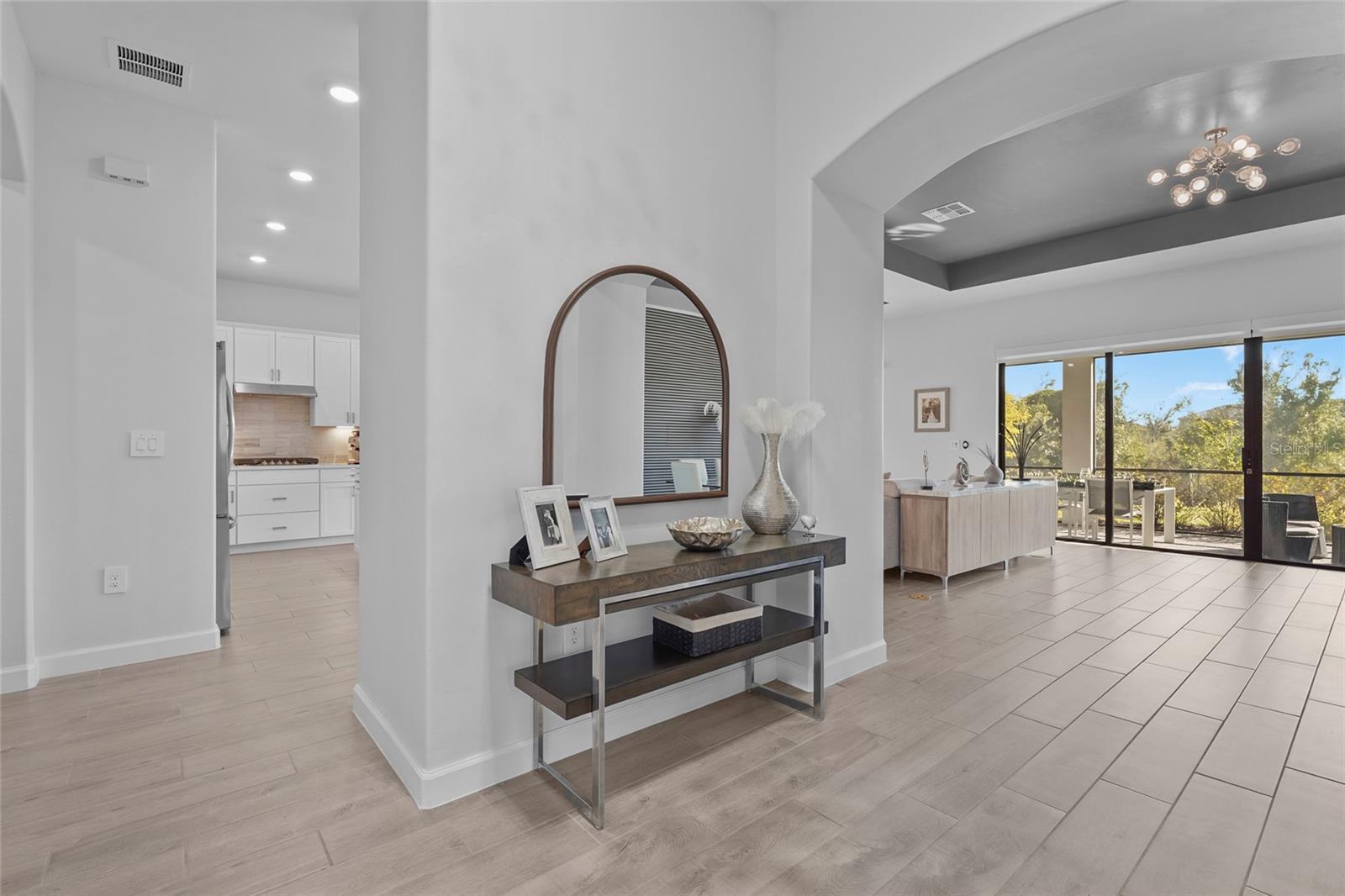 LORRAINE LAKES - Residential