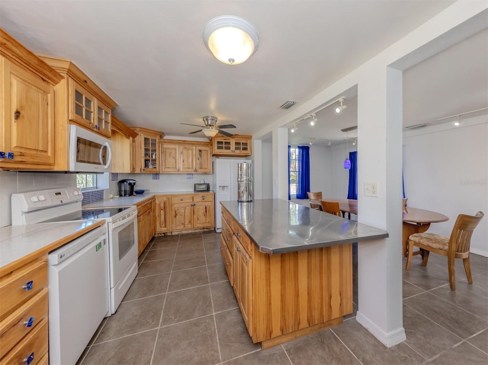 RIVER HAVEN - Residential