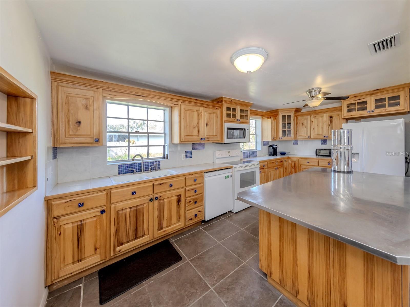 RIVER HAVEN - Residential