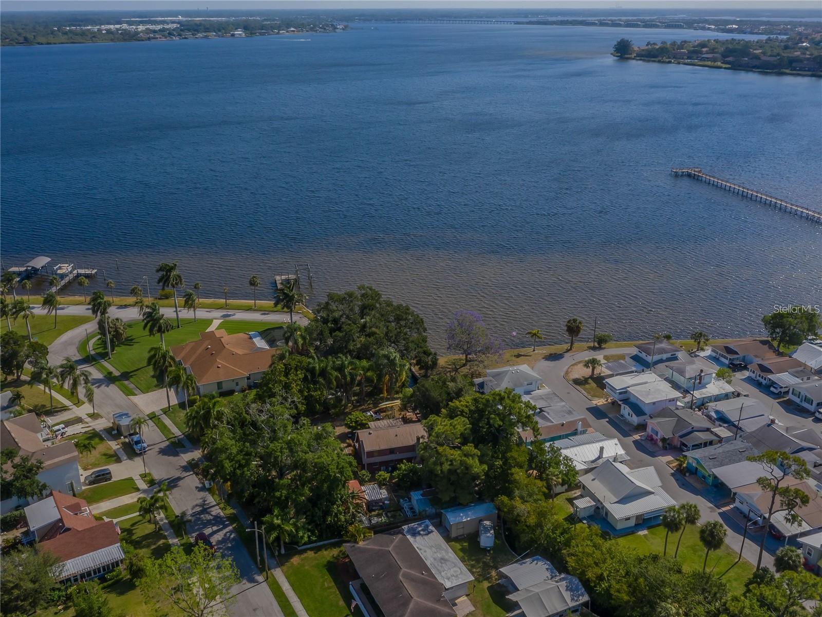 RIVER HAVEN - Residential