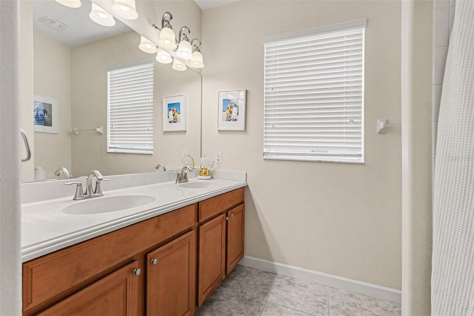 LIVE OAK PRESERVE PH 2A-VILLAG - Residential