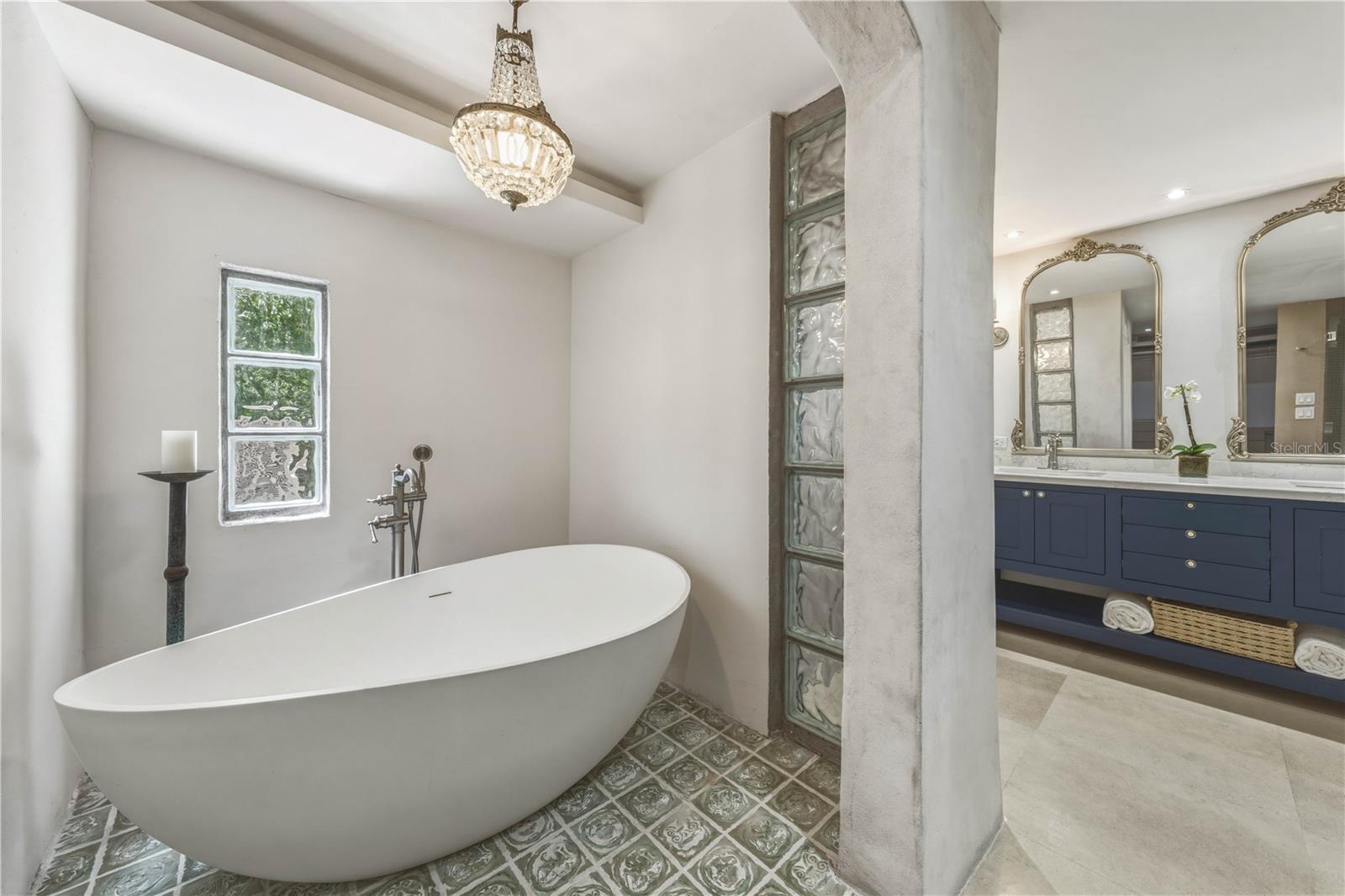 DORADO BEACH EAST - Residential