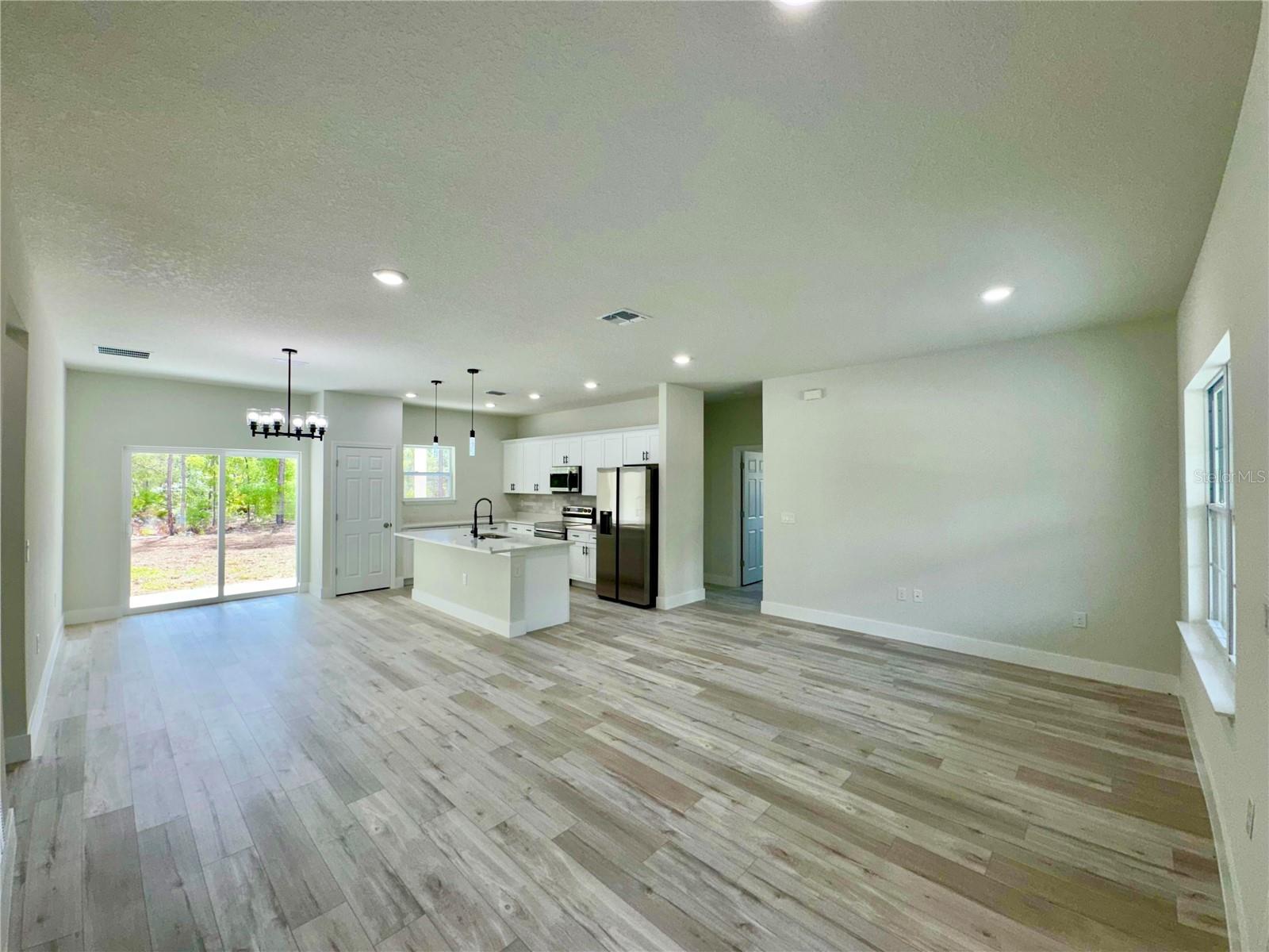 CITRUS SPGS UNIT 11 - Residential