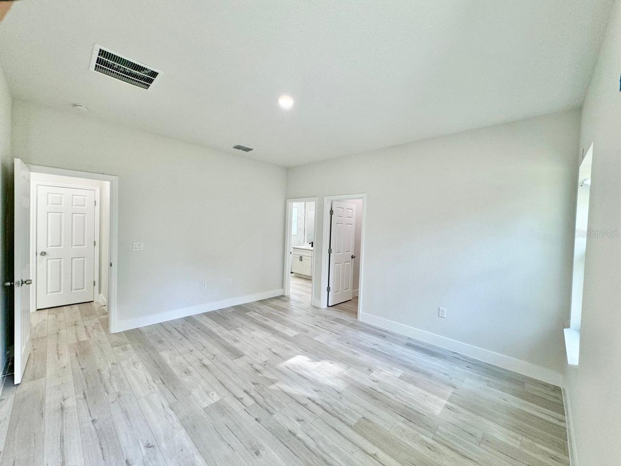 CITRUS SPGS UNIT 11 - Residential