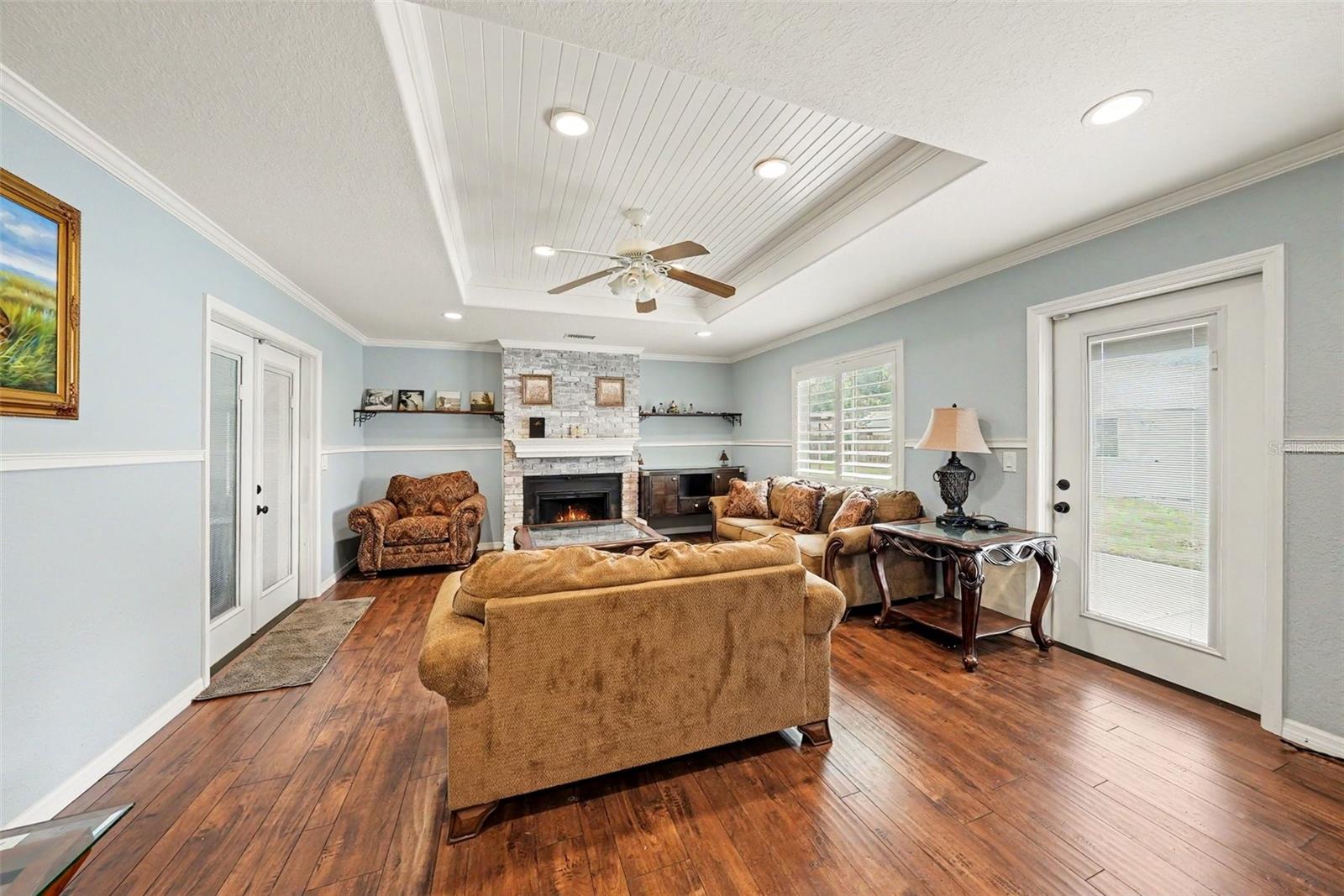 LORAL SUB - Residential
