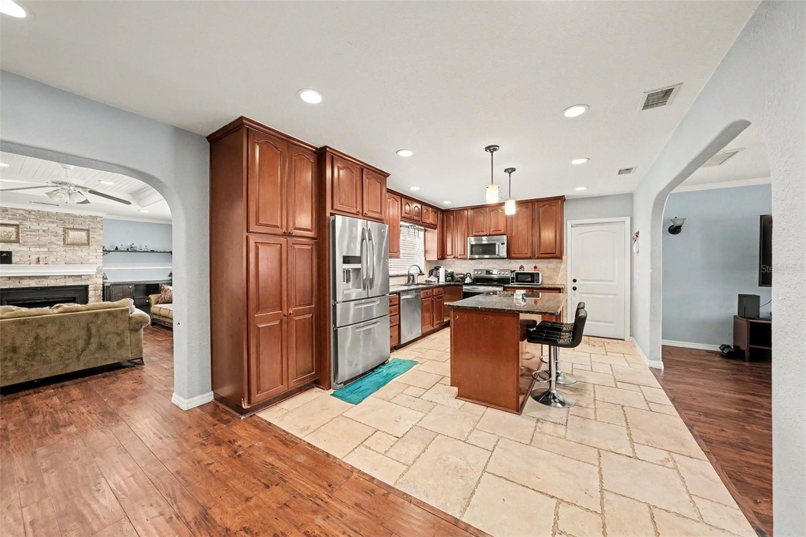 LORAL SUB - Residential