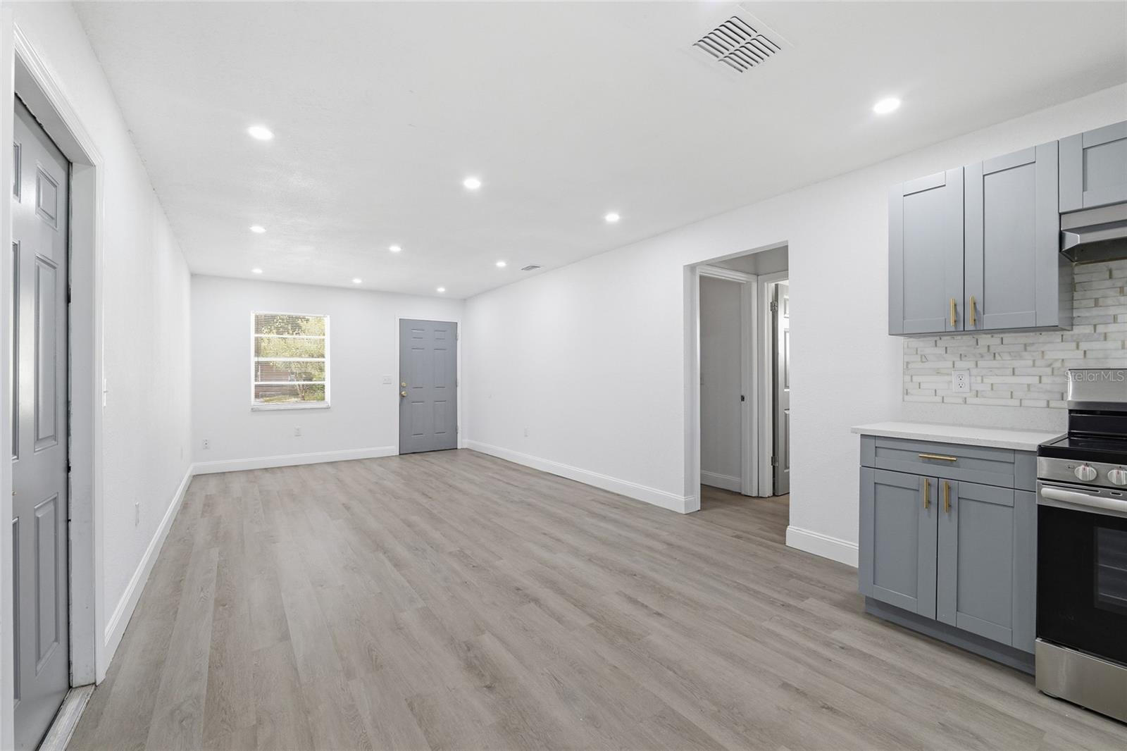 BELLMONT HEIGHTS - Residential