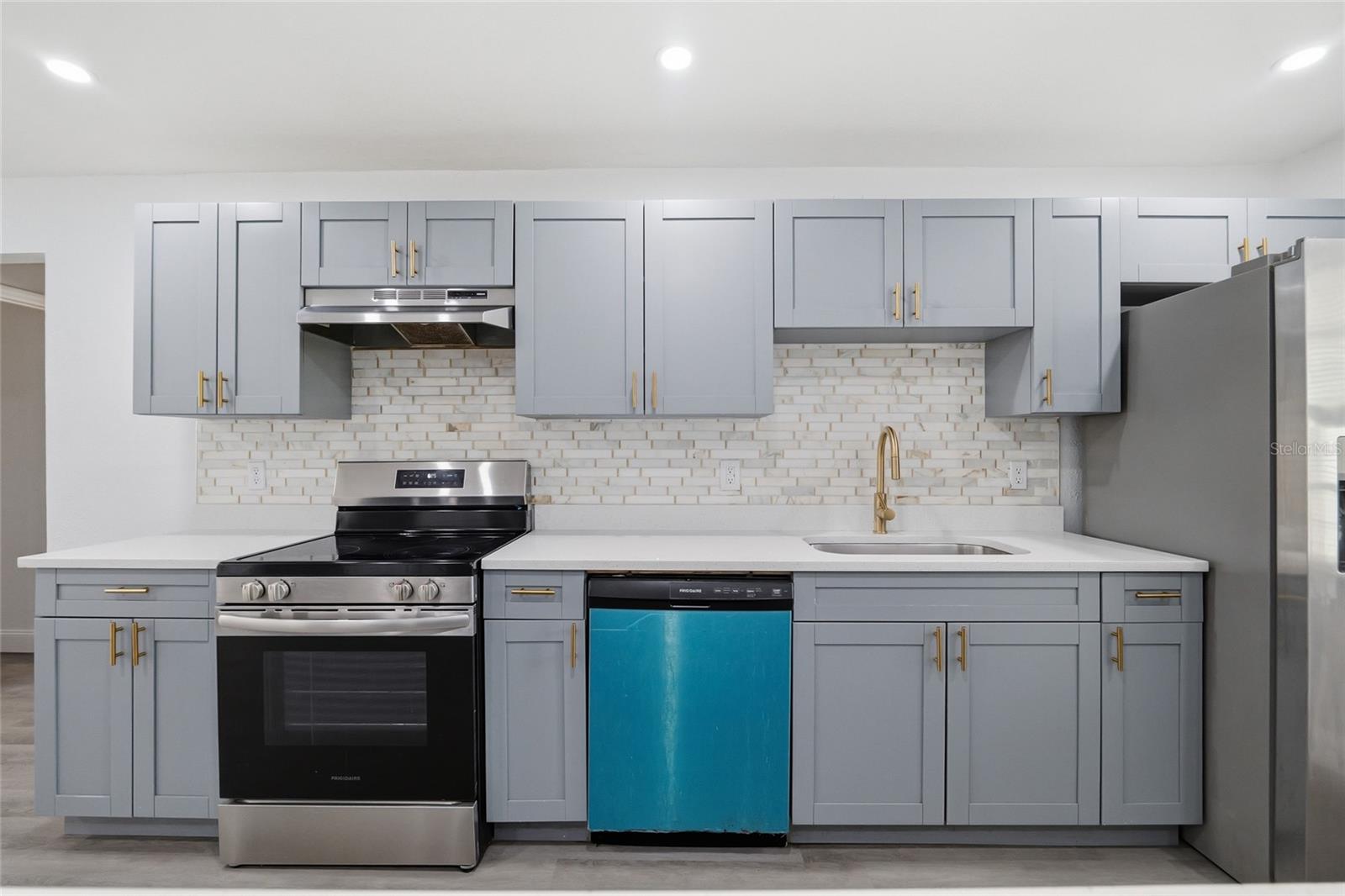 BELLMONT HEIGHTS - Residential