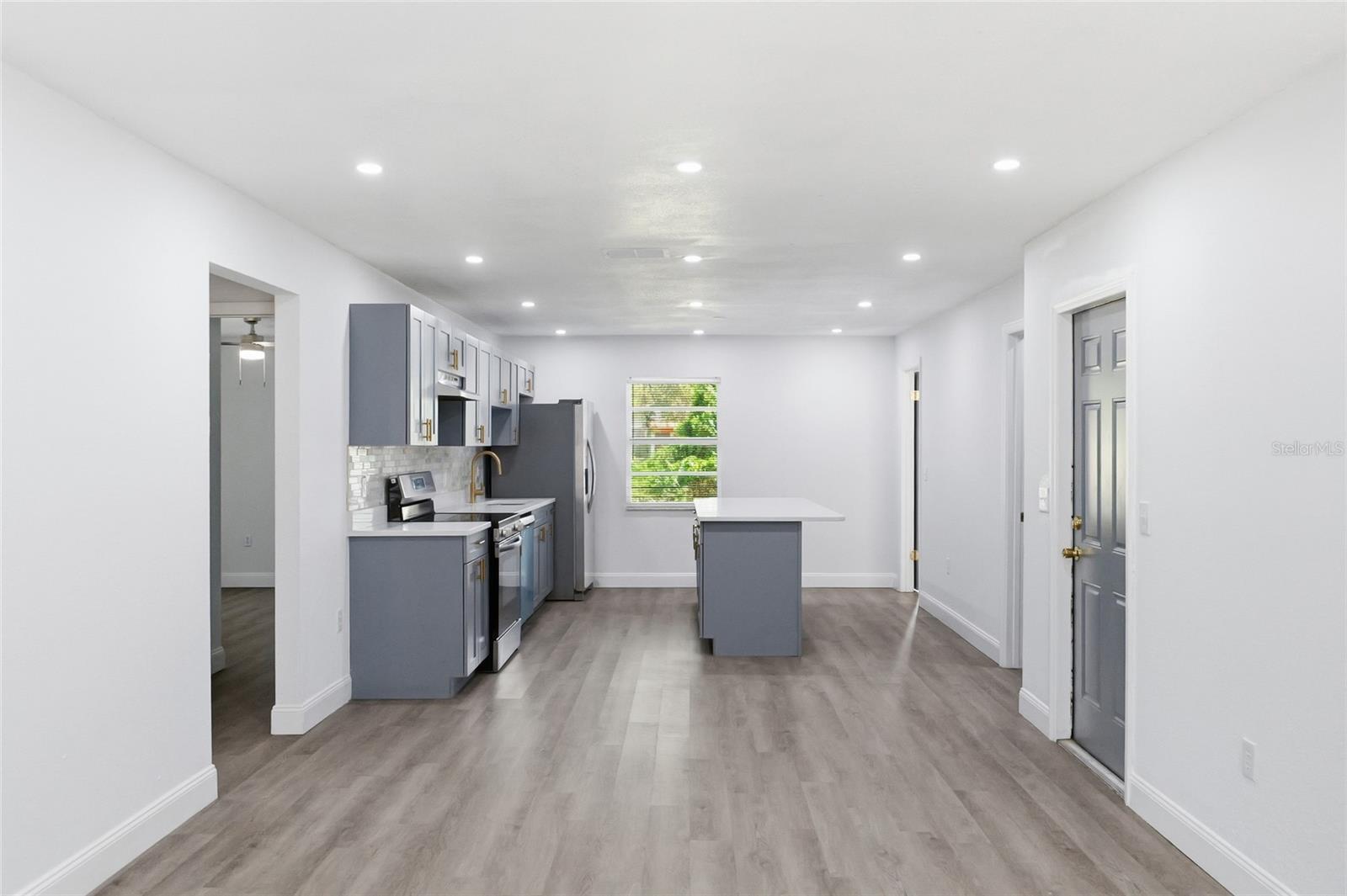 BELLMONT HEIGHTS - Residential