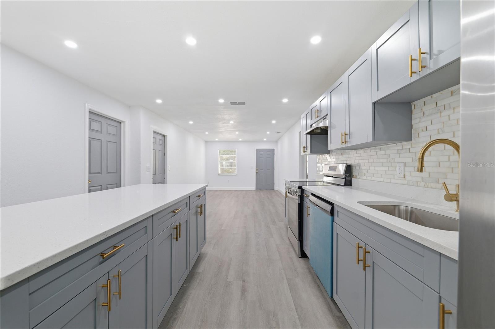BELLMONT HEIGHTS - Residential