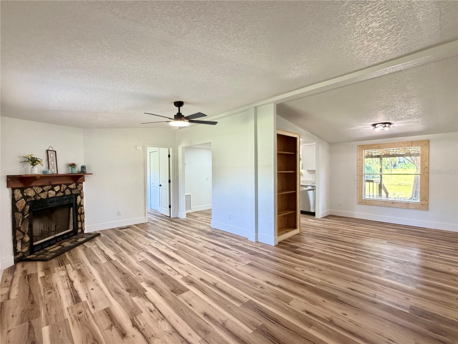 CITRA MINI ACRES - Residential