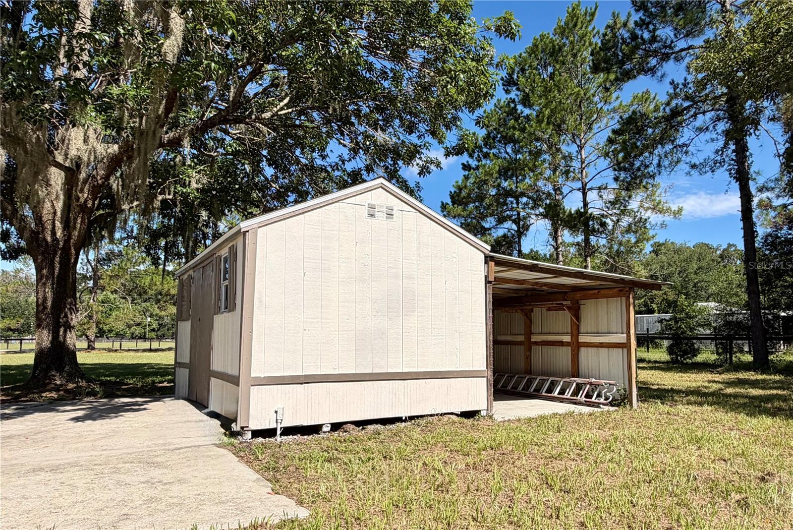 CITRA MINI ACRES - Residential