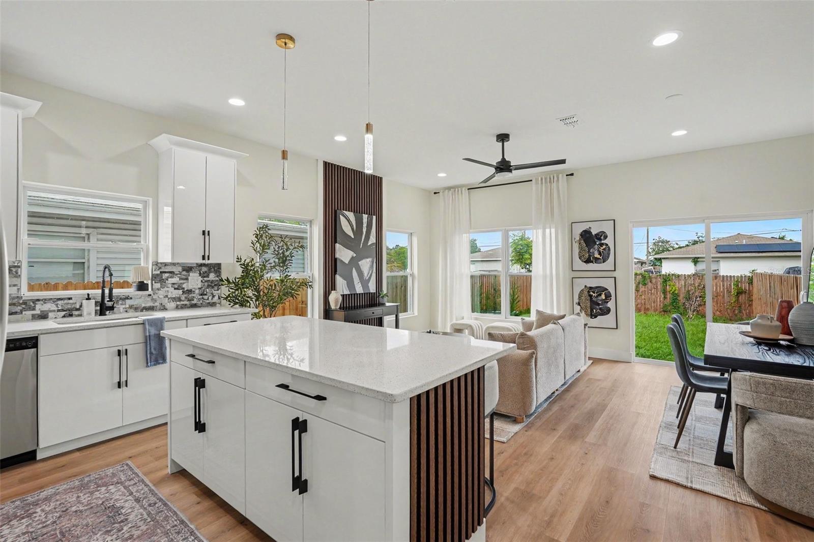GRANT PARK - Residential