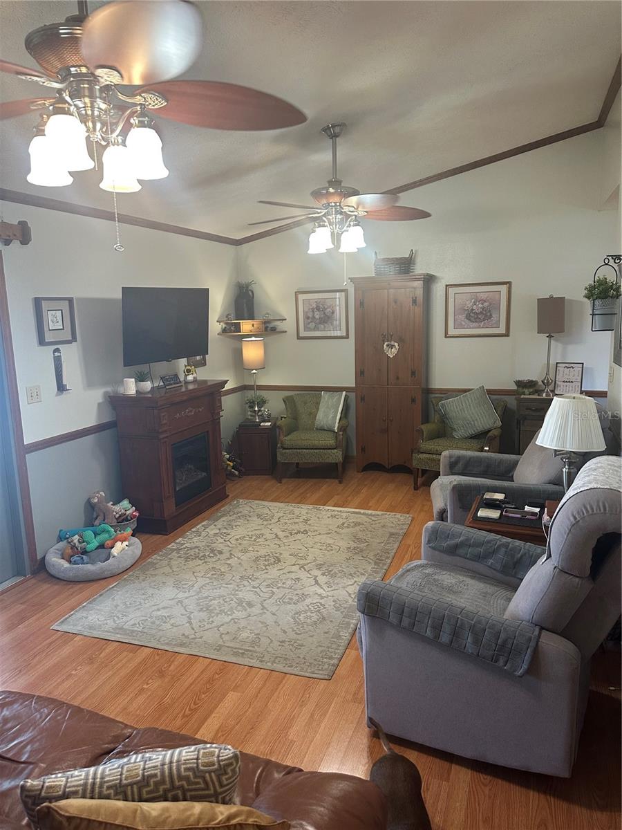 SPRING HILL - Residential