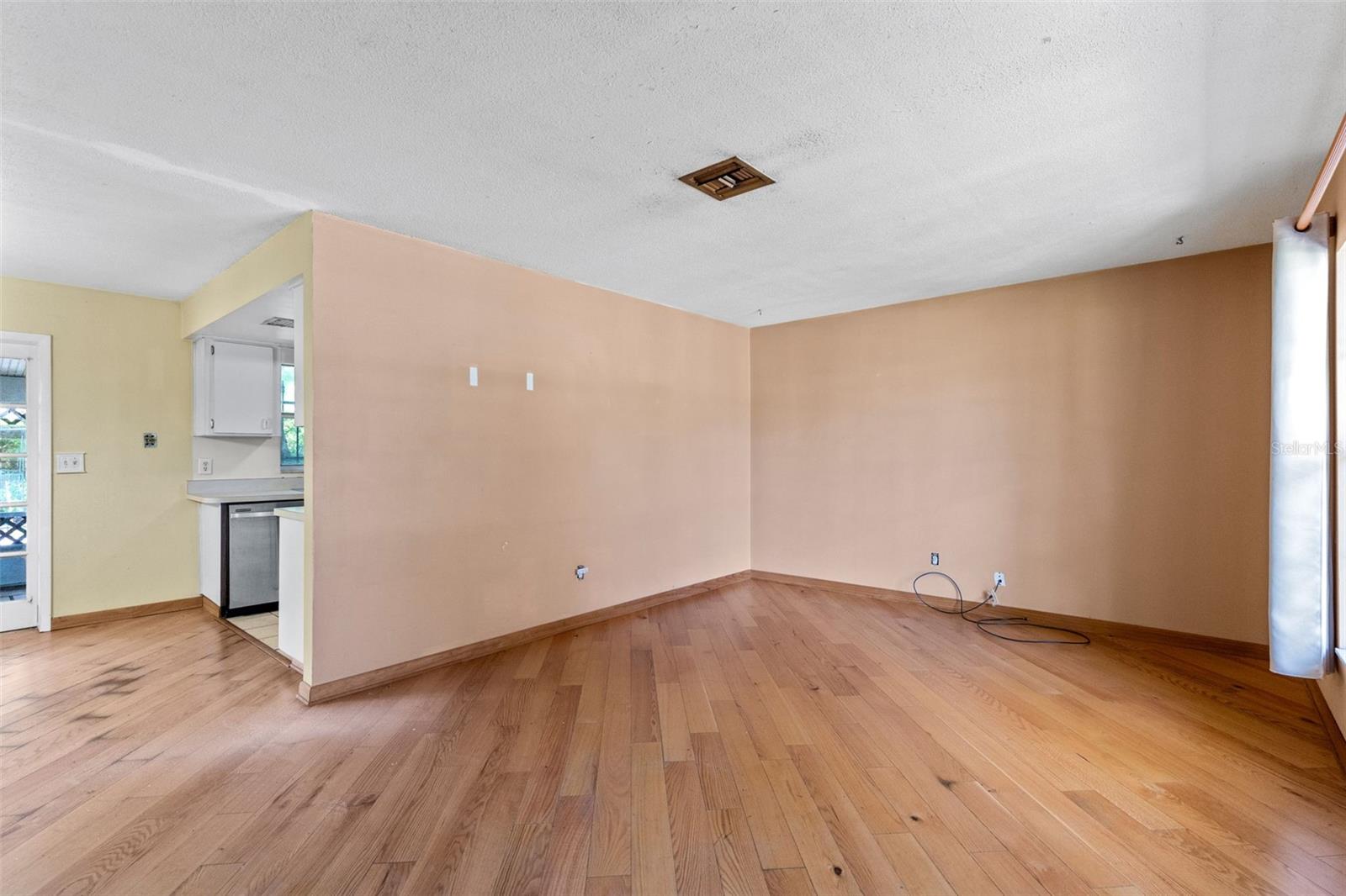 WOODCREST UNIT 03 - Residential