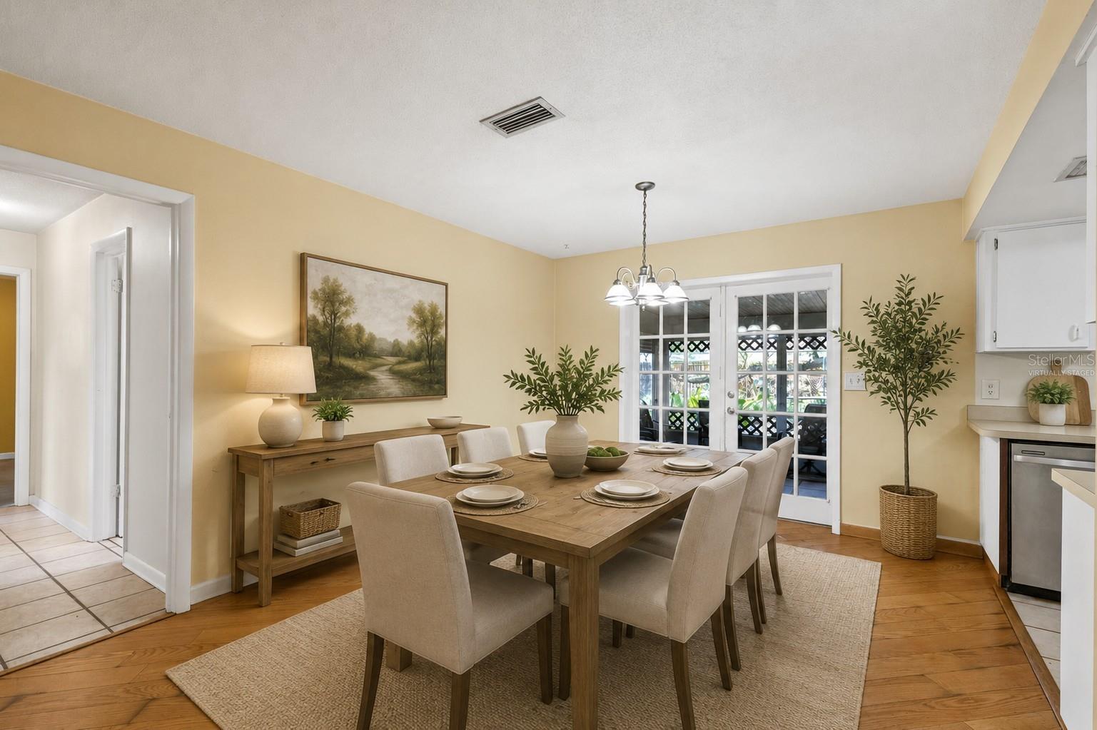 WOODCREST UNIT 03 - Residential