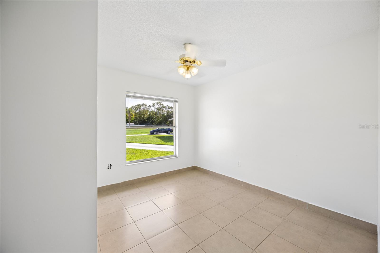 POINCIANA SUBDIVISION NBRHD 1 VIL 3 - Residential