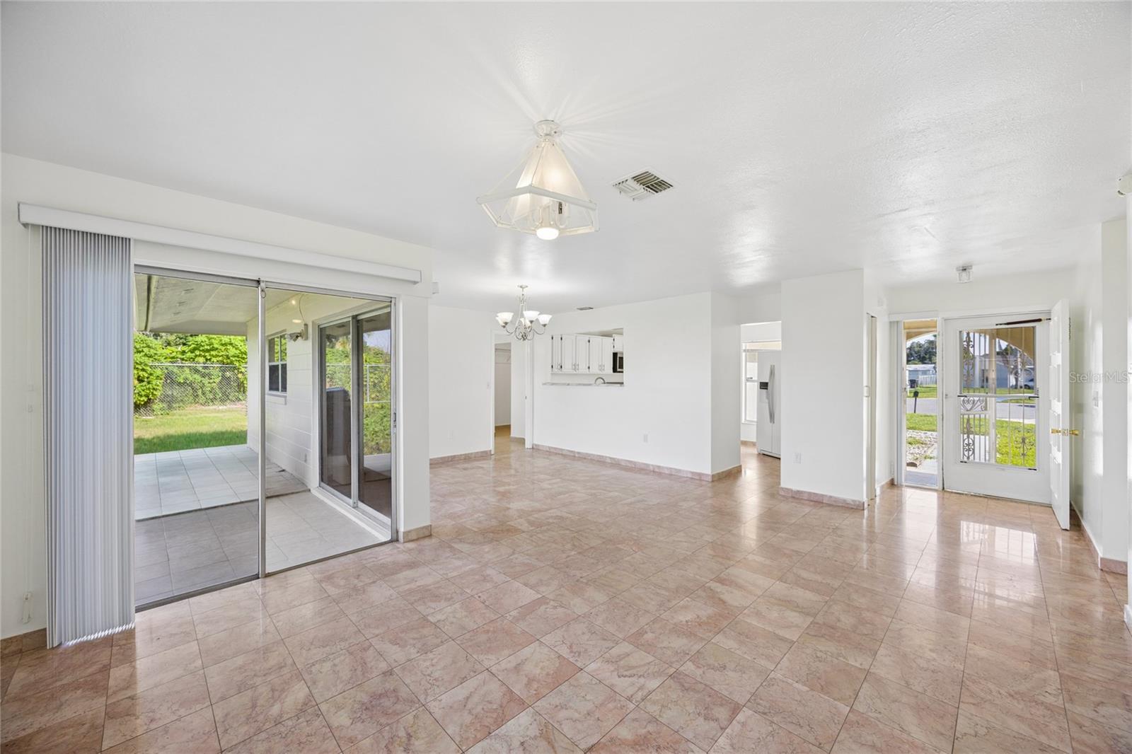 POINCIANA SUBDIVISION NBRHD 1 VIL 3 - Residential