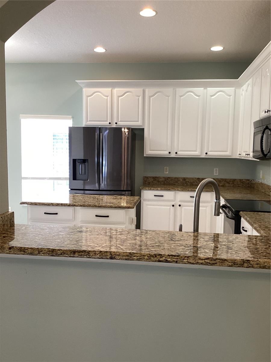 ENCLAVE/MOSS PARK - Residential Lease