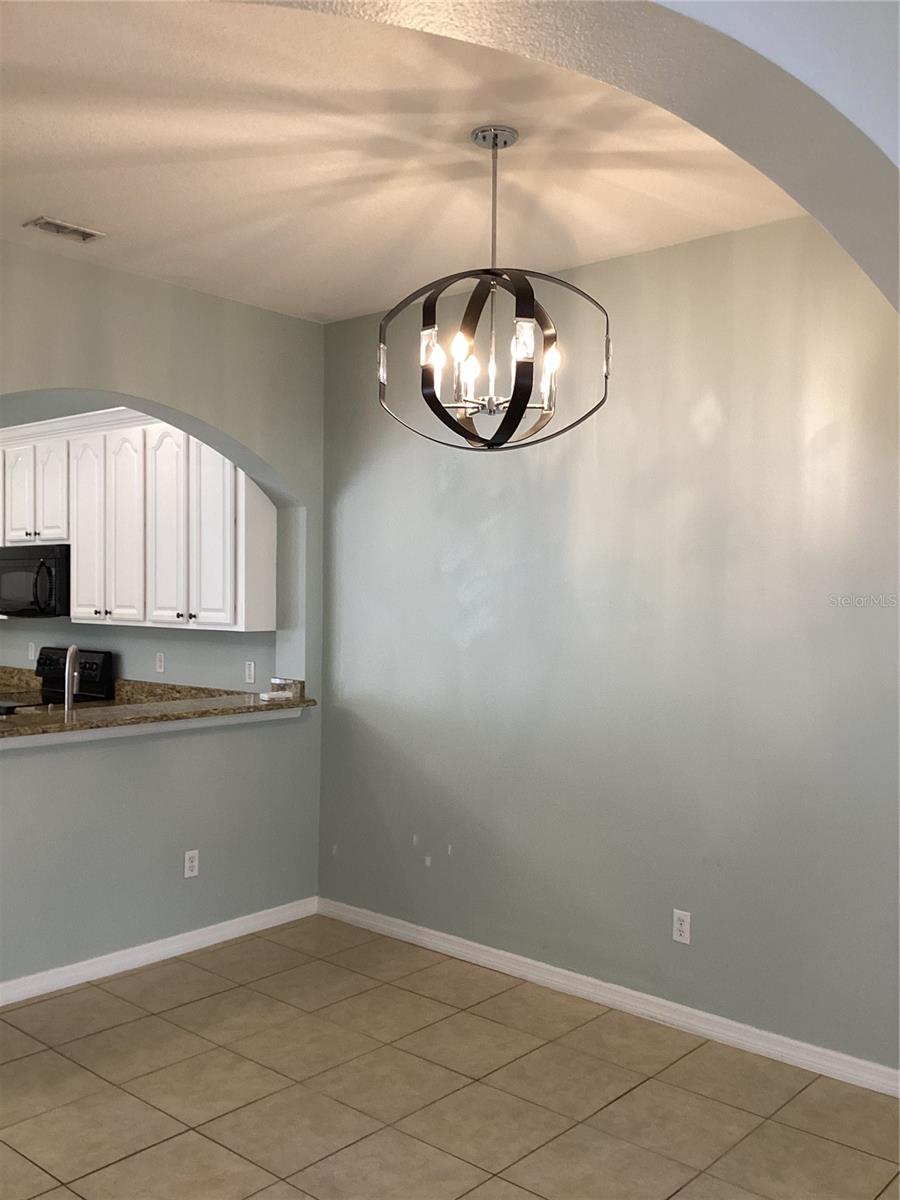 ENCLAVE/MOSS PARK - Residential Lease