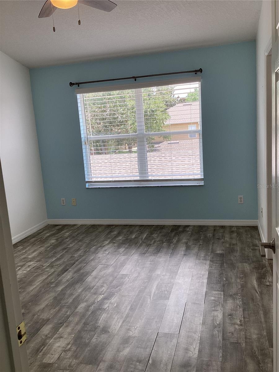 ENCLAVE/MOSS PARK - Residential Lease