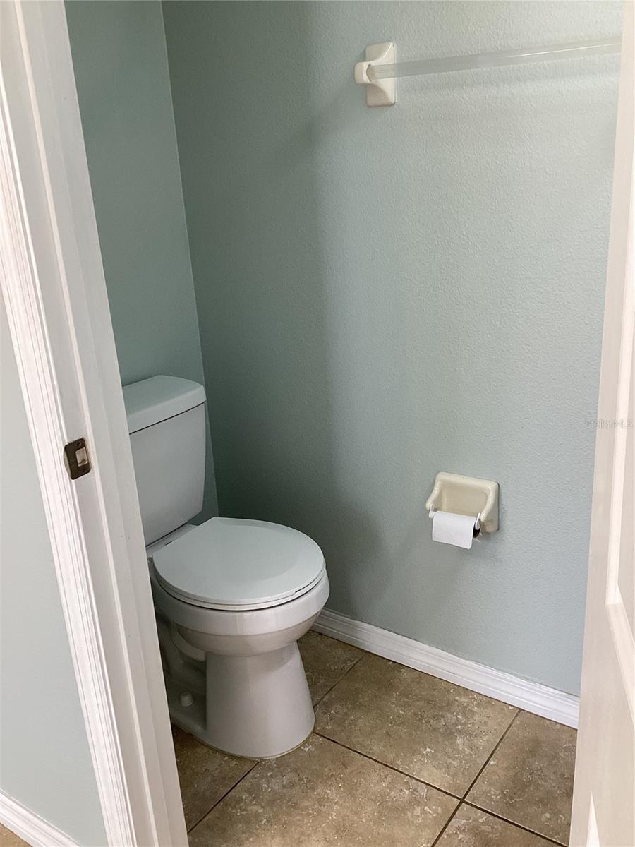 ENCLAVE/MOSS PARK - Residential Lease