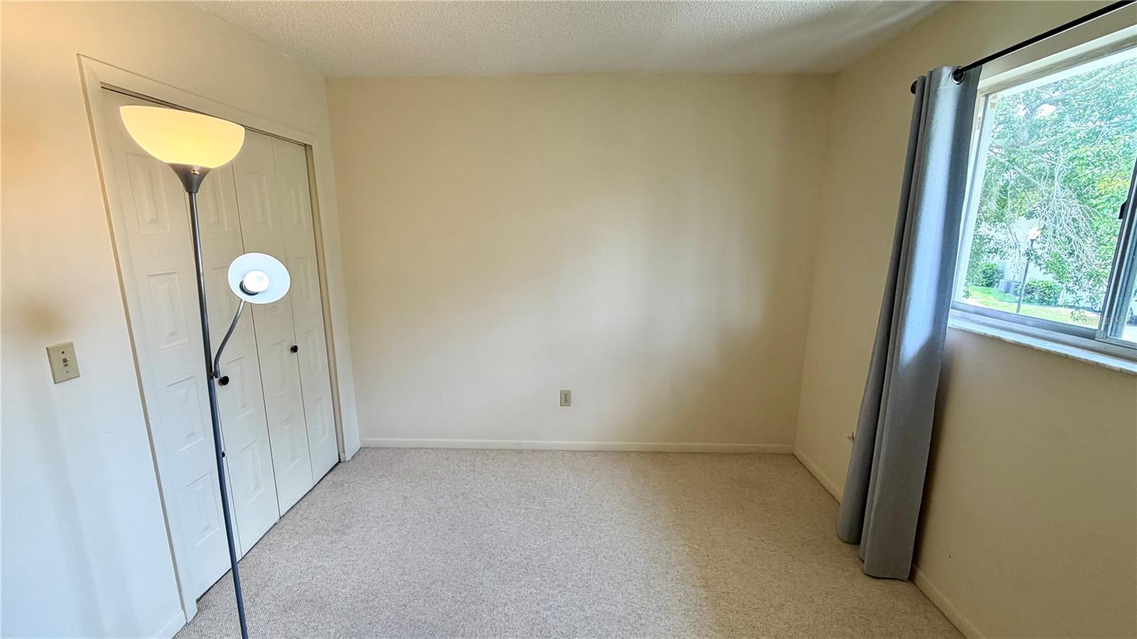 PINE SHADOWS CONDO PH 01 - Residential Lease