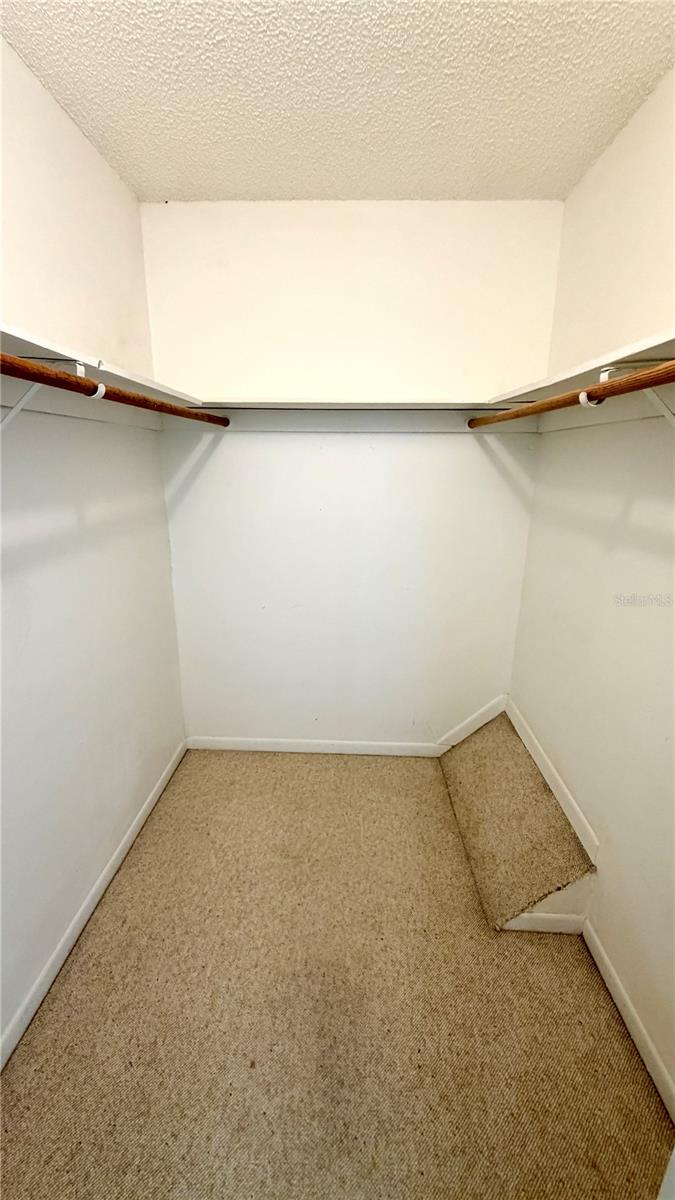 PINE SHADOWS CONDO PH 01 - Residential Lease