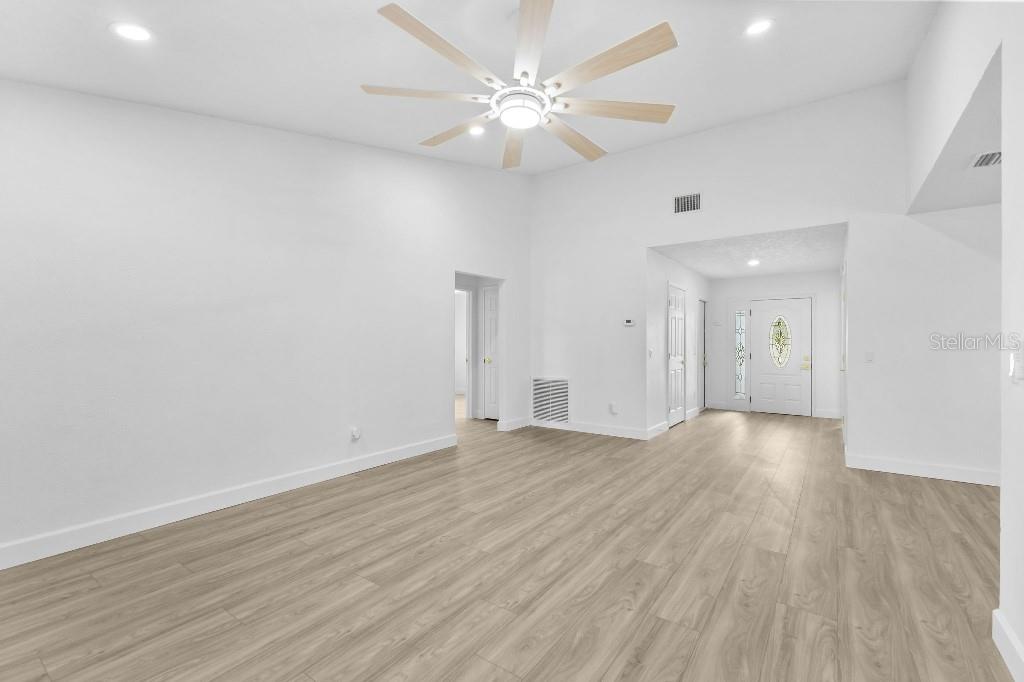 MEADOW LAKES EAST - Residential