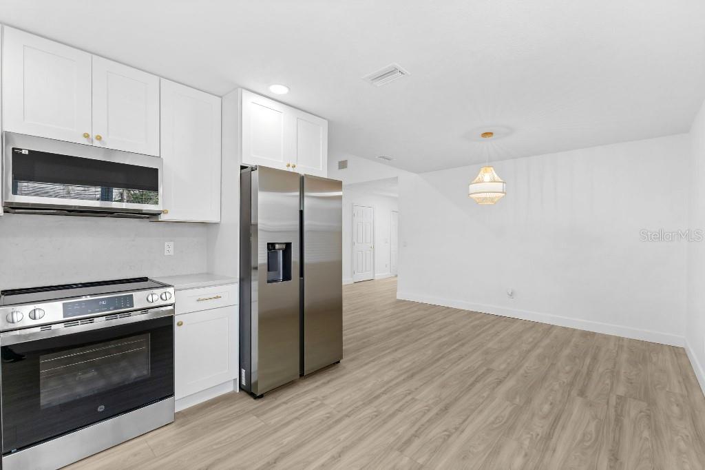 MEADOW LAKES EAST - Residential