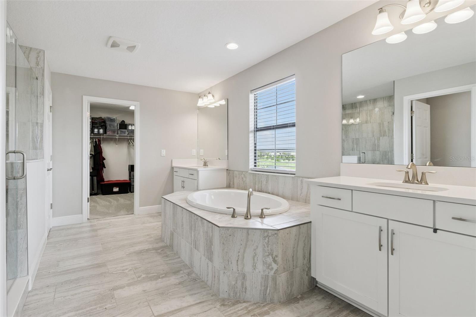 HINTON HAWKSTONE PH 1A1 - Residential