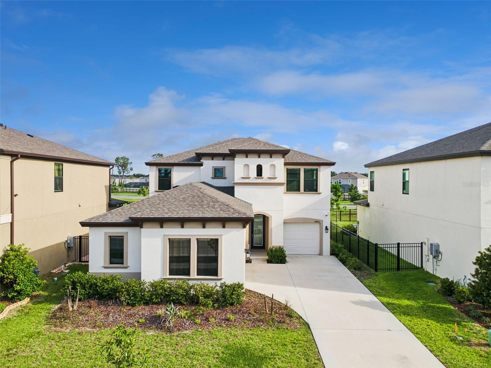 HINTON HAWKSTONE PH 1A1 - Residential