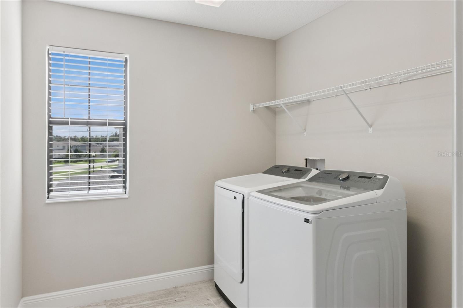 HINTON HAWKSTONE PH 1A1 - Residential