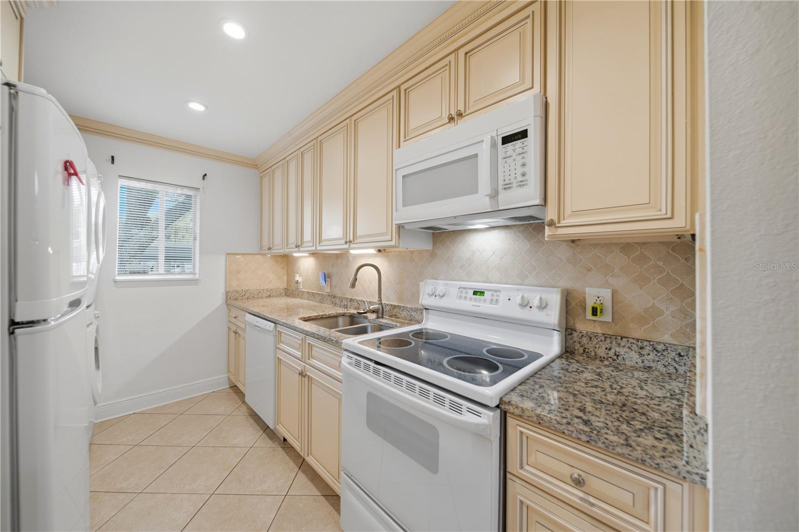 WINDWARD POINTE ST PETERSBURG - Residential