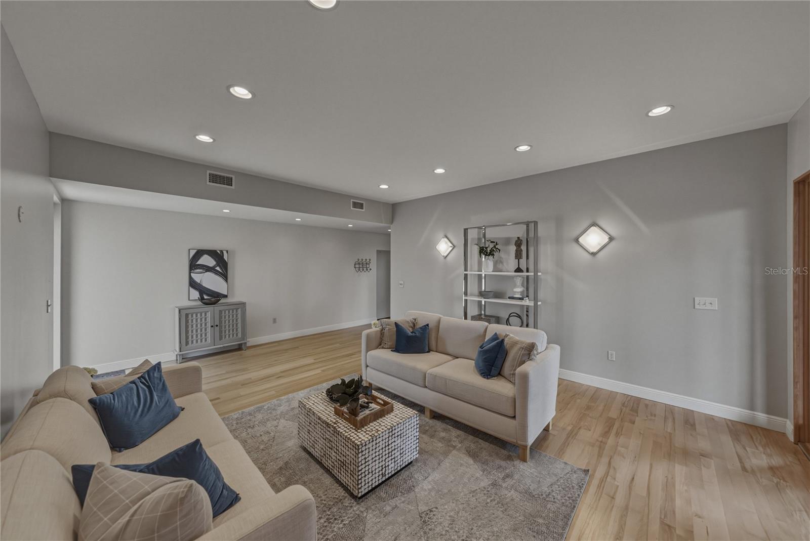 SNELL ISLE SHORES - Residential