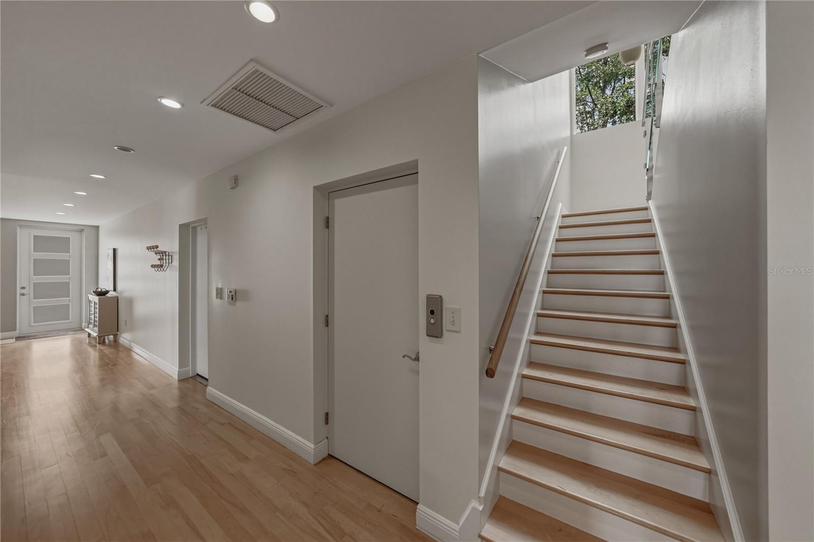 SNELL ISLE SHORES - Residential