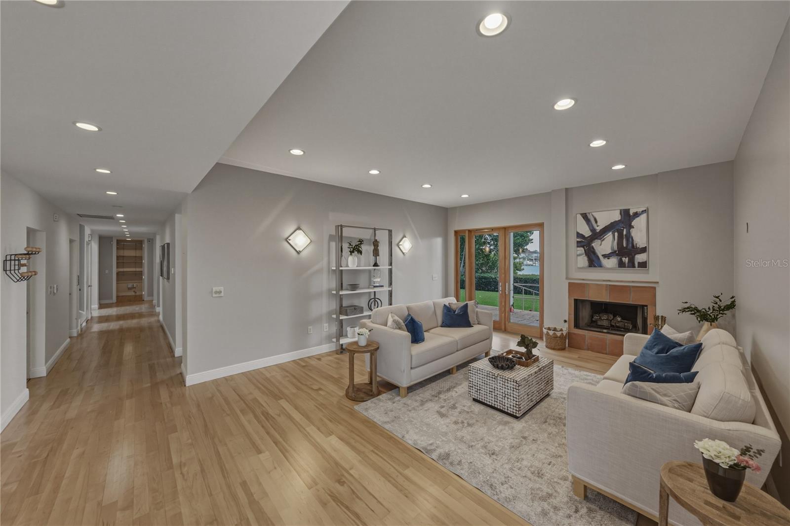 SNELL ISLE SHORES - Residential