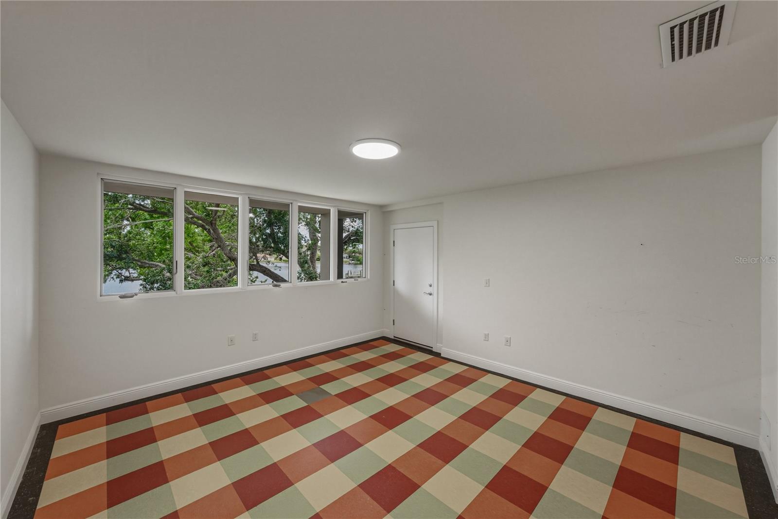 SNELL ISLE SHORES - Residential