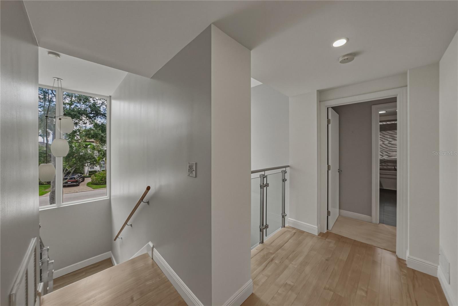 SNELL ISLE SHORES - Residential